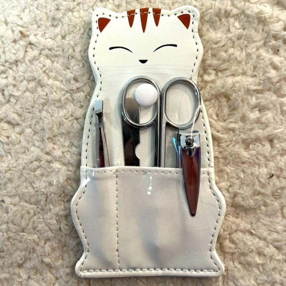 DCI "Cat" Manicure Set
